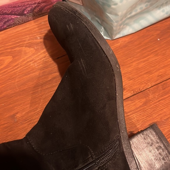 Over the knee length boots, size 8 - Picture 11 of 11